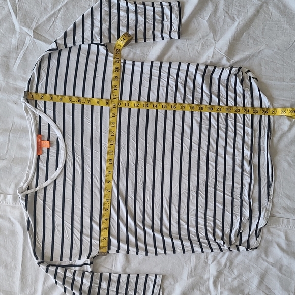 Joe Fresh white with black stripe 3/4 sleeve shirt top Medium - Picture 2 of 6